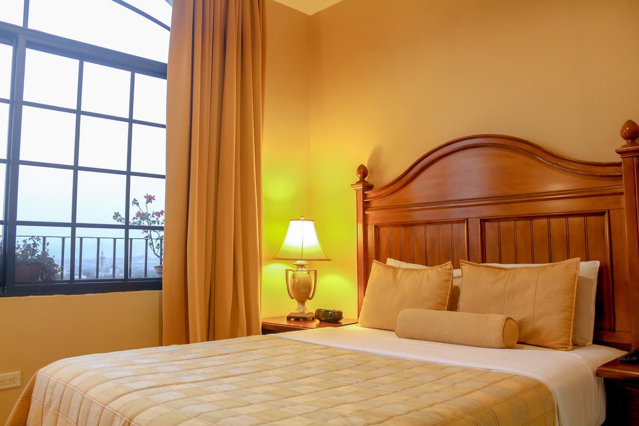 סן פדרו סולה Hotel Monteolivos מראה חיצוני תמונה