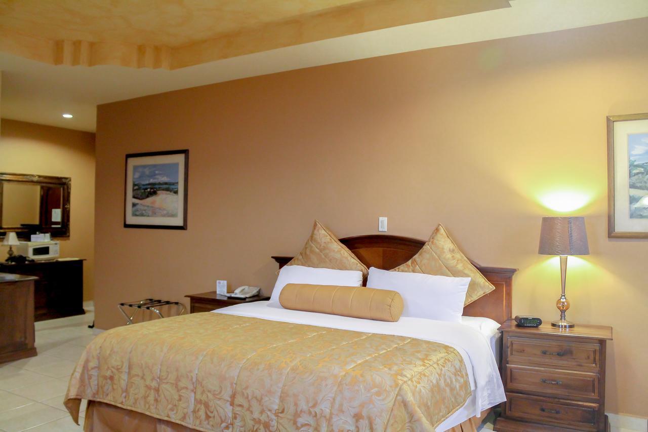 סן פדרו סולה Hotel Monteolivos מראה חיצוני תמונה