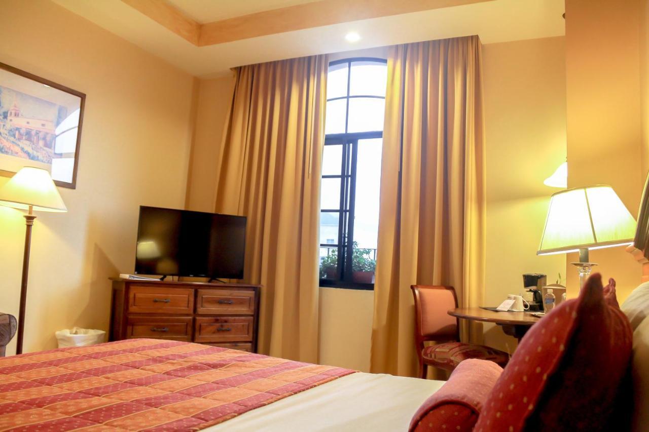 סן פדרו סולה Hotel Monteolivos מראה חיצוני תמונה