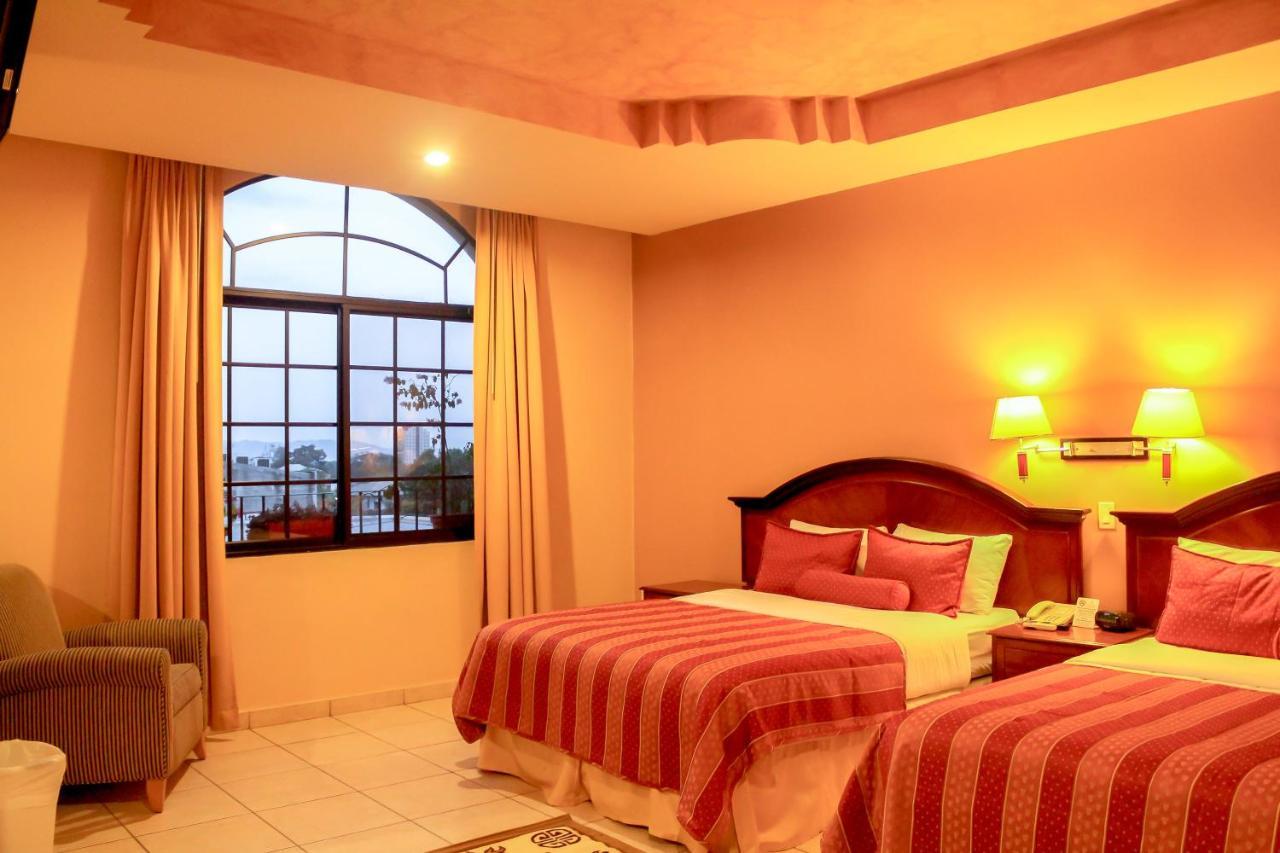 סן פדרו סולה Hotel Monteolivos מראה חיצוני תמונה